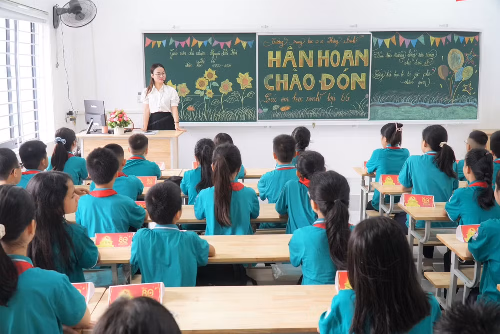 Các bác sĩ cảnh báo nhiều gia đình thường chủ quan, cho rằng cúm không nghiêm trọng và trì hoãn việc điều trị sớm, dẫn đến những biến chứng khó lường.