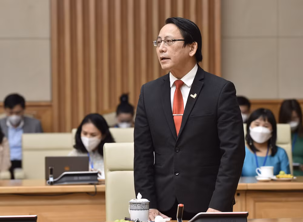 GS.TSKH Dương Quý Sỹ, Chủ tịch Hội đồng Trường Cao đẳng Y tế Lâm Đồng, Ủy viên Hội đồng Quốc gia Giáo dục & Phát triển nhân lực.