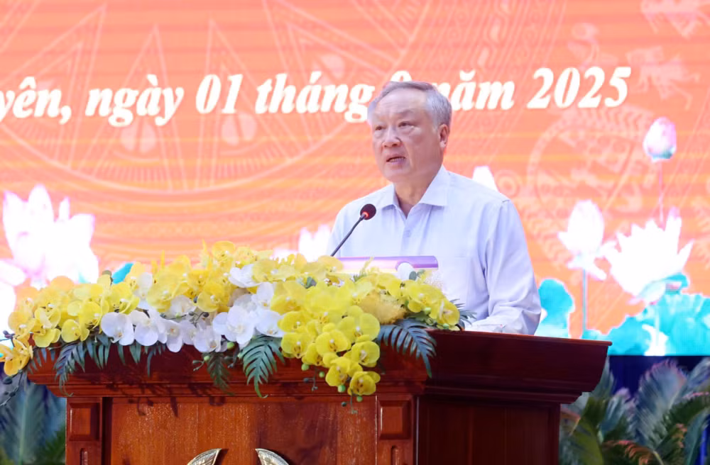 Phó Thủ tướng Thường trực Chính phủ Nguyễn Hòa Bình dự Lễ công bố Quyết định đặc xá tại Trại giam Phú Sơn 4- Ảnh 3.