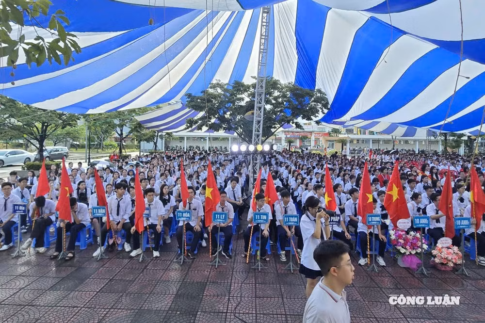 anh-6-quang-ninh-khai-giang-nam-hoc-moi.jpg