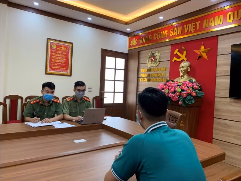 xu phat nam thanh nien dang thong tin sai su that ve dai ta dinh van noi hinh 1
