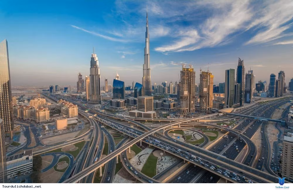 hang nghin tai phiet nga san nha dubai de lach lenh trung phat hinh 1