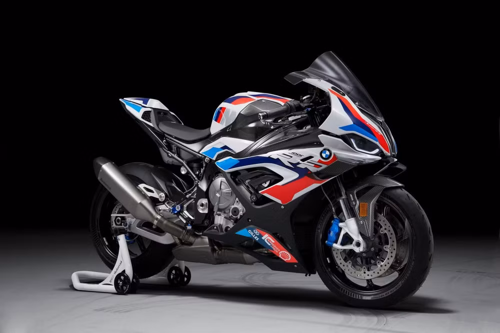 bmw m 1000 rr 2022 phien ban tieu chuan co gia tuong duong o to honda accord hinh 2