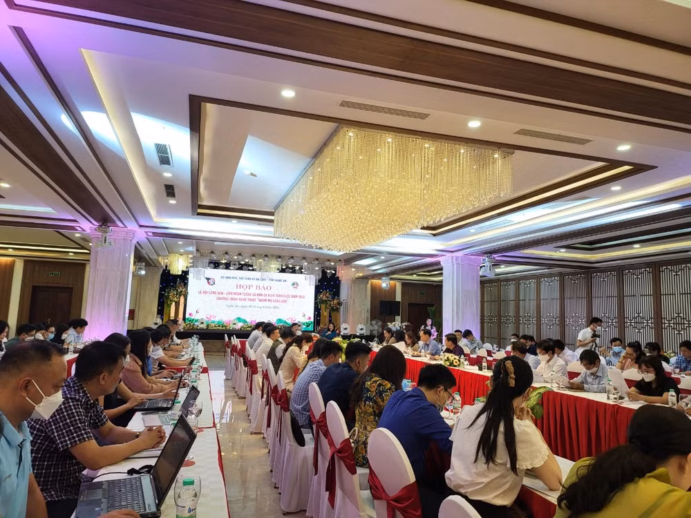nghe an to chuc le hoi lang sen lien hoan tuong va dan ca kich toan quoc 2022 hinh 4