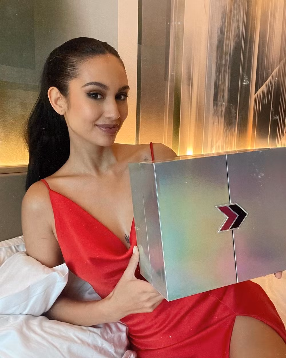 bong hong lai dang quang miss universe philippines 2022 co gi noi bat hinh 1