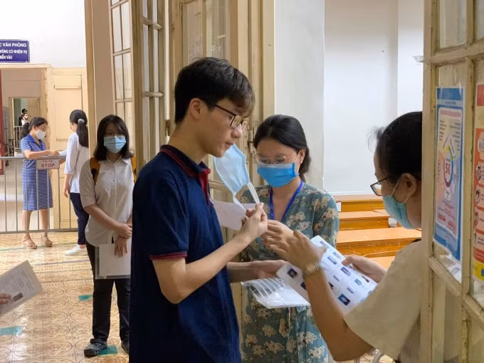 Thí sinh không nên chủ quan khi đăng ký nguyện vọng mà cần có sự lựa chọn thông minh (ảnh TL).