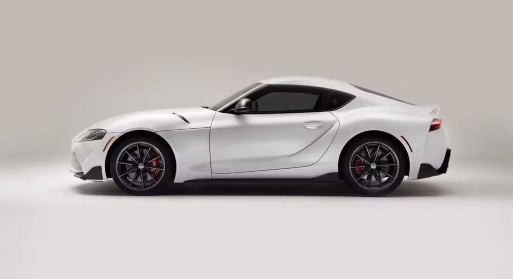 toyota gr supra 2023 duoc bo sung them phien ban so san hinh 6