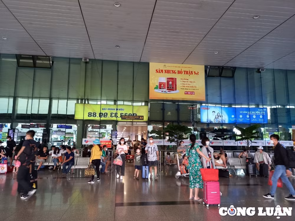 san bay tan son nhat don hon 51000 khach tro lai trong ngay cuoi dip le 30 4 1 5 hinh 12