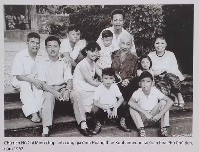 khai mac trien lam di tich luu niem va tuong dai chu tich ho chi minh hinh 1