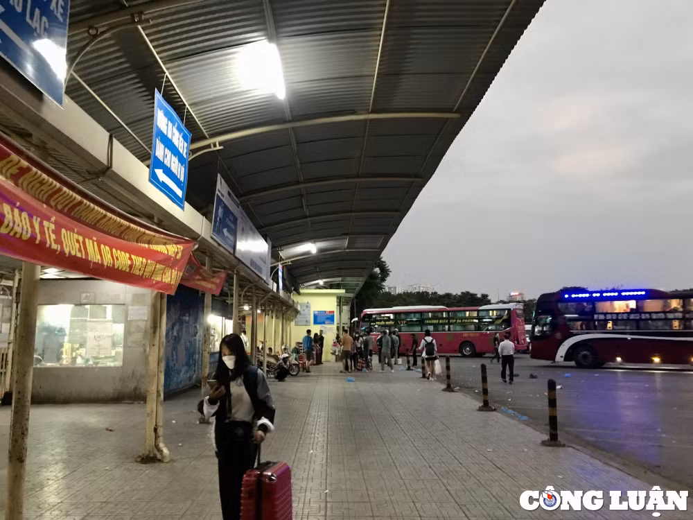 nguoi dan linh kinh do dac tro lai thu do du chua het nghi le 30 4 hinh 15