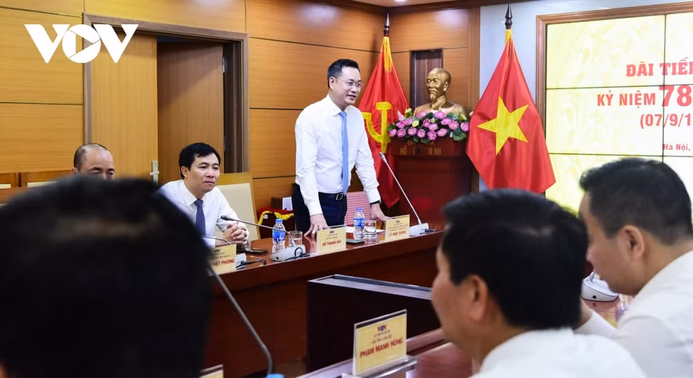 dai tieng noi viet nam va dai truyen hinh viet nam gan ket xay dung moi truong trao doi thong tin hinh 1