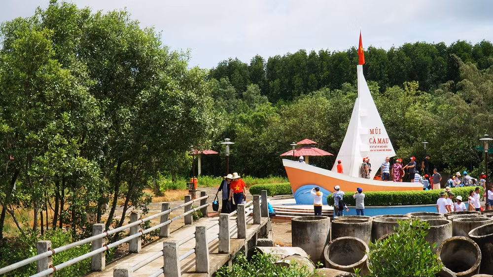 ca mau uoc dat 745 ti dong tu doanh thu du lich trong dip le 2 9 hinh 1
