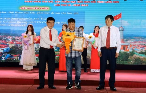 tinh uy lang son ban hanh van ban ve huong ung cac giai bao chi nam 2023 hinh 1