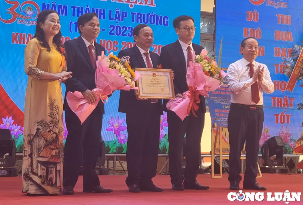 quang tri ky niem 30 nam thanh lap truong thpt bui duc tai va khai giang nam hoc moi 2023 2024 hinh 3
