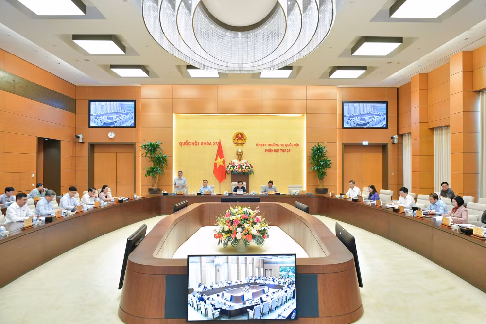 chong tieu cuc loi ich nhom trong xay dung ban hanh van ban quy pham phap luat hinh 1
