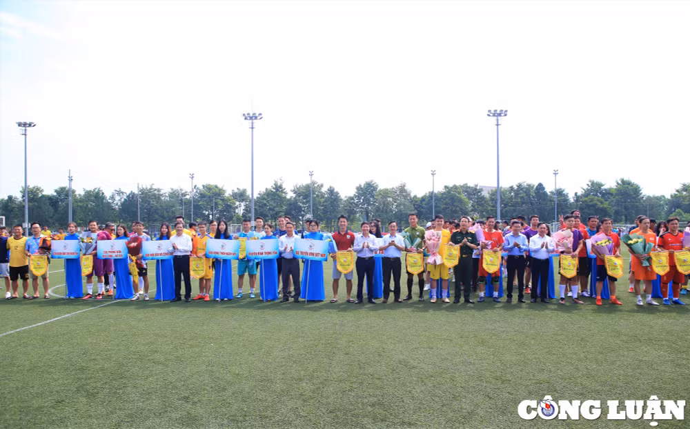 soi dong giai bong da press cup lan thu 7 nam 2023 hinh 3