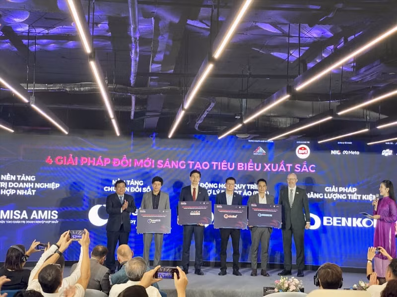 vnpt hkd va onesme duoc vinh danh tai le cong bo giai phap doi moi sang tao viet nam 2023 hinh 1