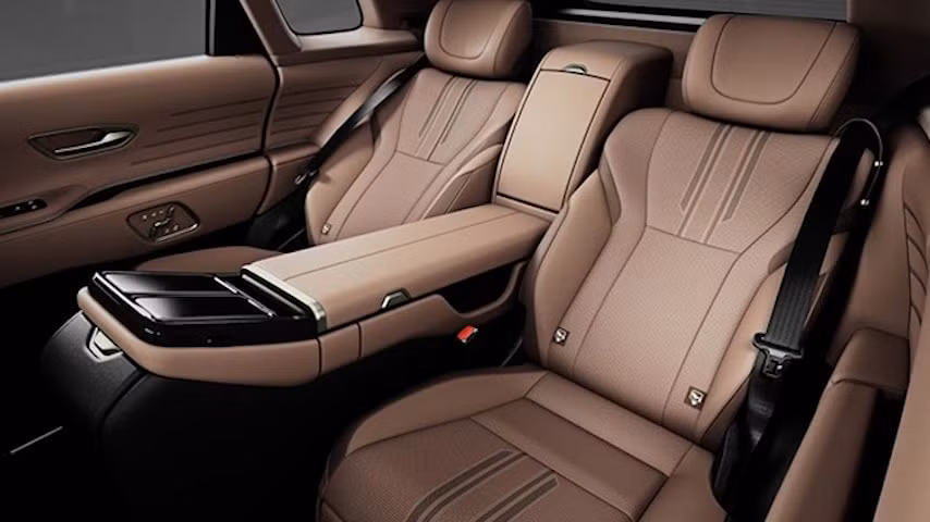 trinh lang toyota century 2024 tai nhat ban hinh 7