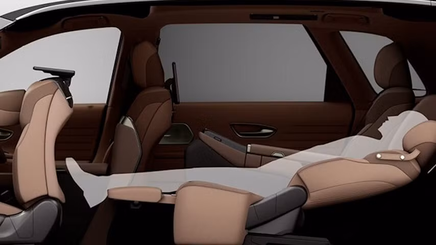 trinh lang toyota century 2024 tai nhat ban hinh 3