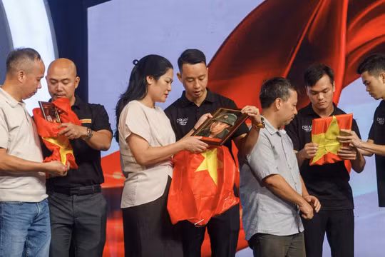 Chương trình ‘Viết tiếp lời tri ân’ tôn vinh những người đã hy sinh vì Tổ quốc