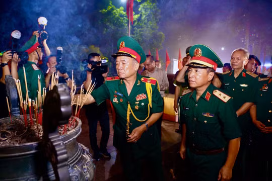 Thắp hương tri ân 2026: Lan tỏa đạo lý 'Uống nước nhớ nguồn', tiếp nối khát vọng cống hiến