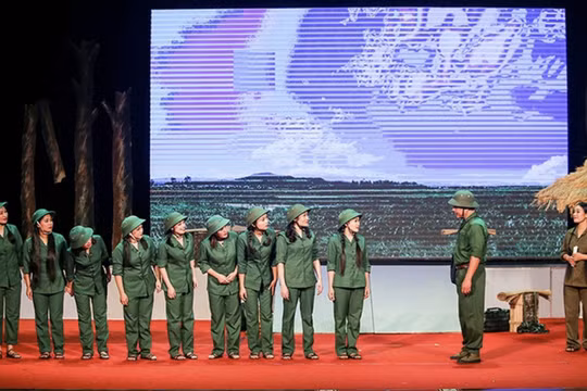 ‘Khoảng trời con gái’ tái hiện huyền thoại Đồng Lộc, công diễn dịp 27/7