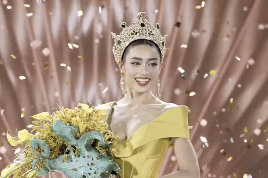 'Người đẹp lai' Việt - Anh Emoura Phạm đăng quang Miss Grand Vietnam 2026