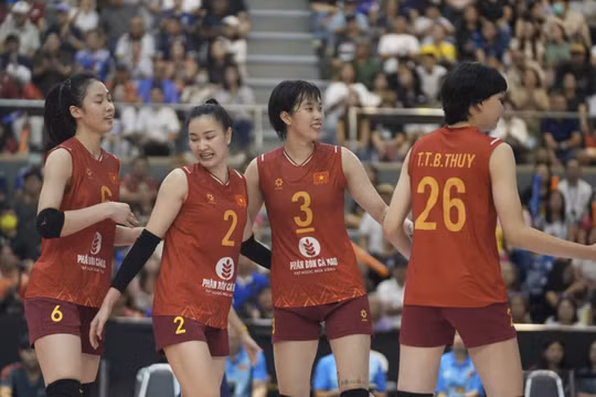 Bóng chuyền nữ Việt Nam thua Philippines, hẹp cửa vô địch SEA V.Cup 2026