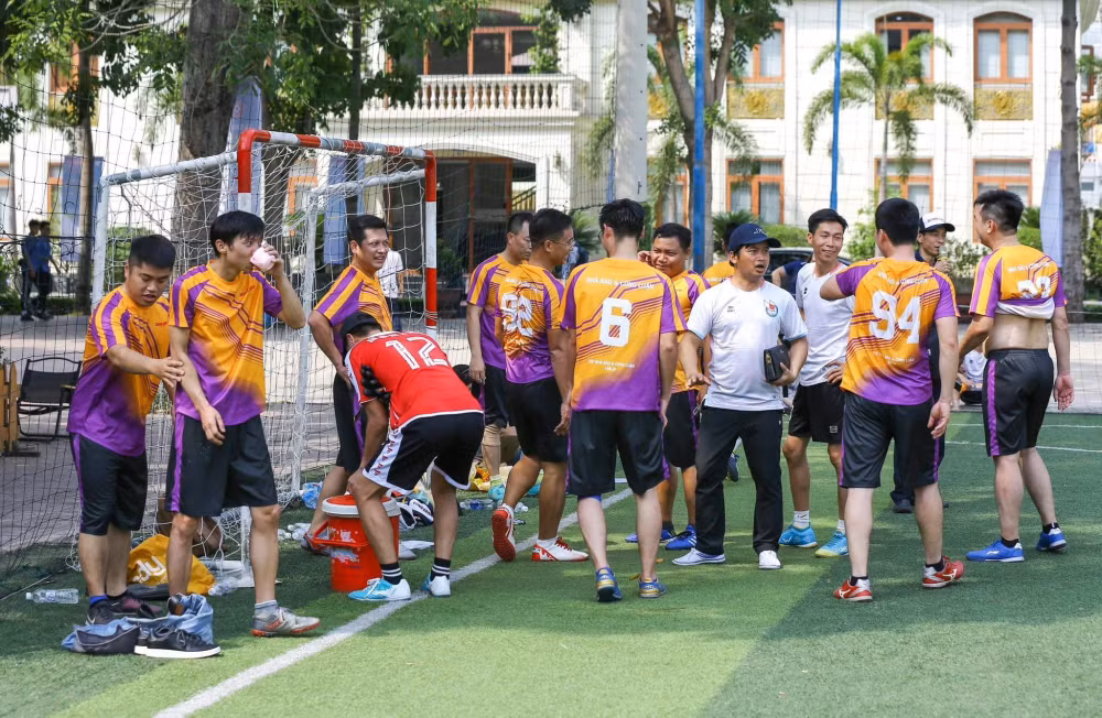 ghi nhan cam xuc cua cac doi tham du giai bong da cup nha bao cong luan lan thu iii hinh 3