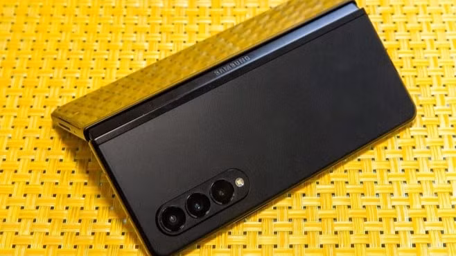Galaxy Z Fold4 sẽ là một phiên bản cải tiến nhỏ của Z Fold3 với thiết kế đẹp, bản lề mỏng hơn và có camera tương tự Galaxy S22. Theo dự kiến, sản phẩm sẽ được giảm giá để thu hút nhiều người dùng hơn.