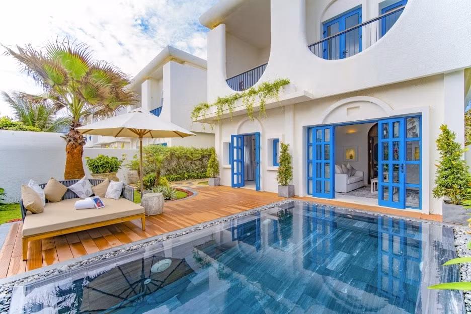Phong cách thiết kế đậm chất Địa Trung Hải tại biệt thự Cam Ranh Bay Hotels & Resorts