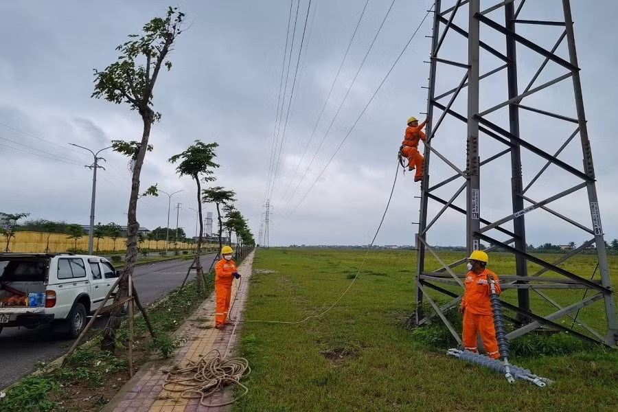 evnnpc van hanh an toan on dinh luoi dien thang 5 2022 hinh 2