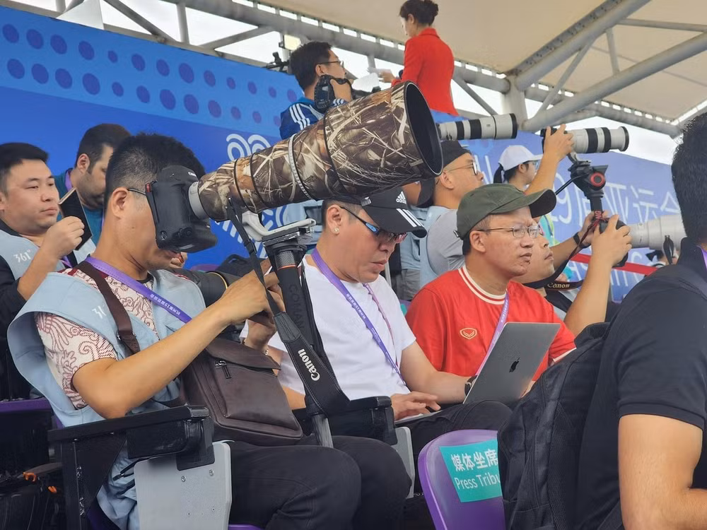 dau xuan ke chuyen san vang tai a van hoi 19 hinh 1