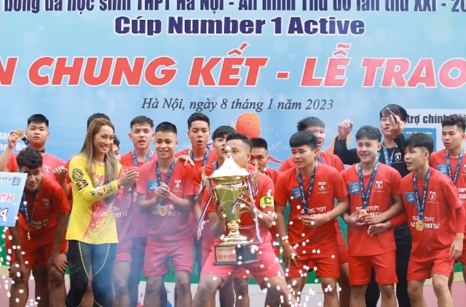suc hap dan tran chung ket giai bong da hoc sinh thpt ha noi an ninh thu do lan thu xxi hinh 5