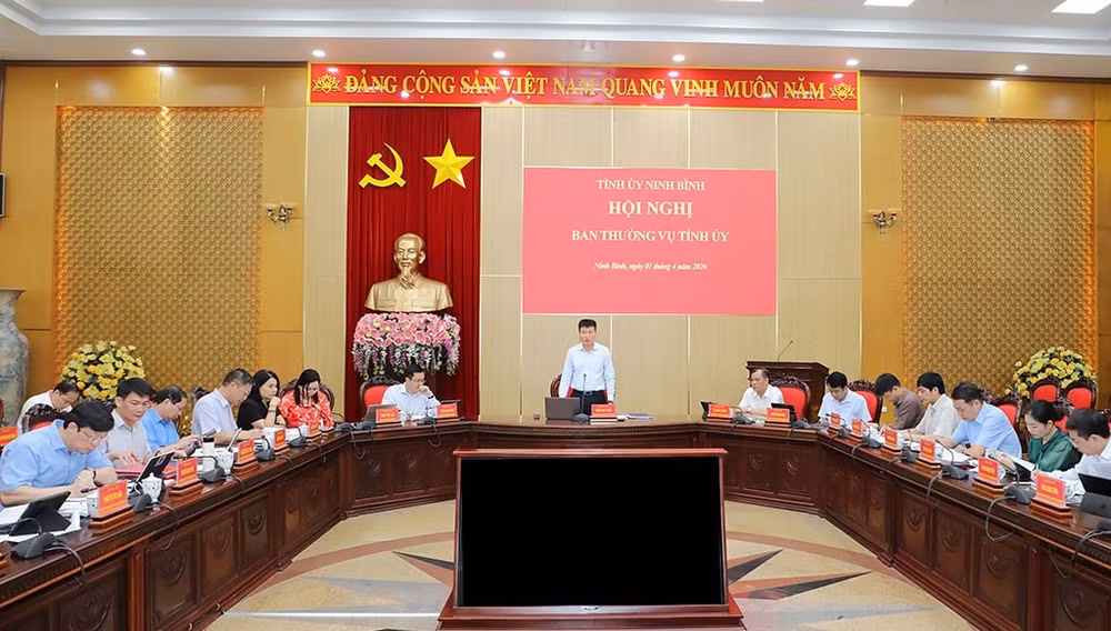 ninh.jpg