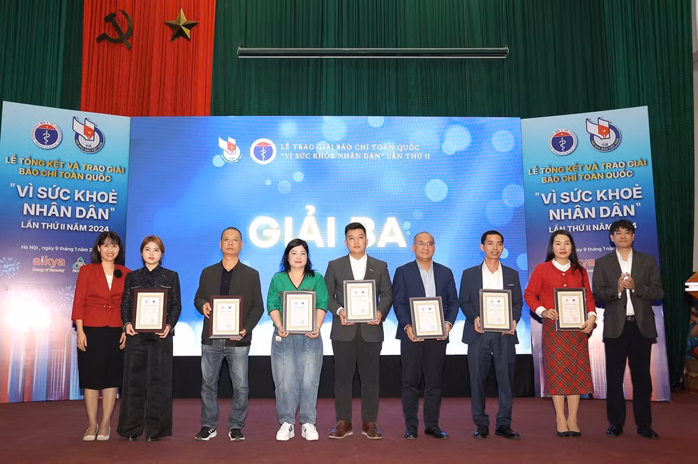 59 tac pham xuat sac doat giai bao chi toan quoc vi suc khoe nhan dan lan thu 2 hinh 6