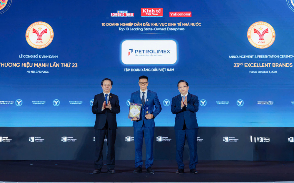 Tập đoàn Xăng dầu Việt Nam (Petrolimex) được vinh danh “Doanh nghiệp Dẫn đầu khu vực kinh tế nhà nước” tại Chương trình Thương hiệu Mạnh 2026