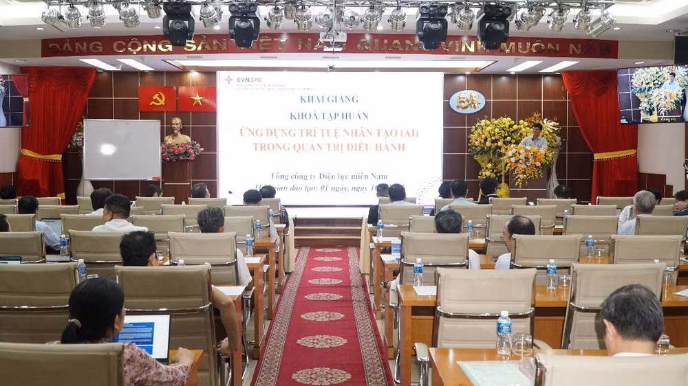 EVNSPC tập huấn ứng dụng AI trong quản trị, điều hành