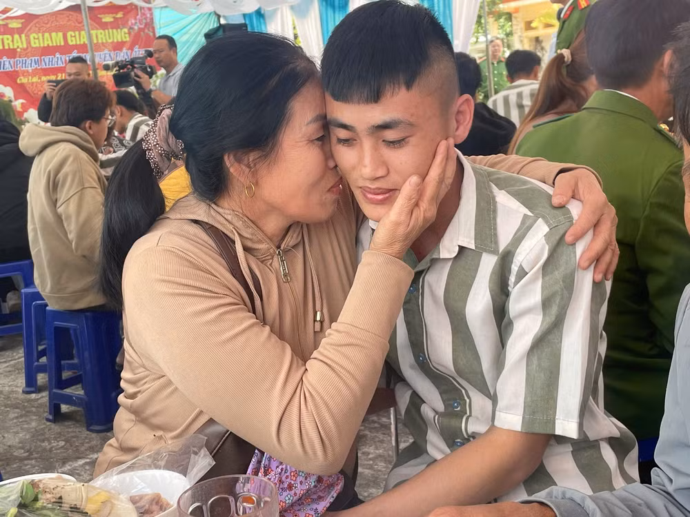 gia lai bua com doan vien dac biet va uoc mong ngay doan tu hinh 3