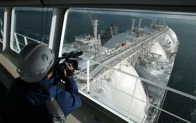 eu kho trung phat lng cua nga hinh 1