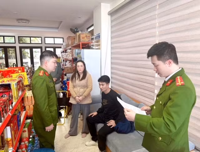 bat doi tuong lua thue xe o to roi mang di cam co o quang ninh hinh 1