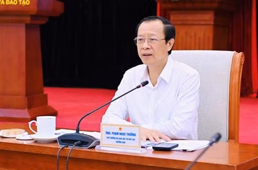 bo nhiem lai thu truong bo giao duc va dao tao hinh 1
