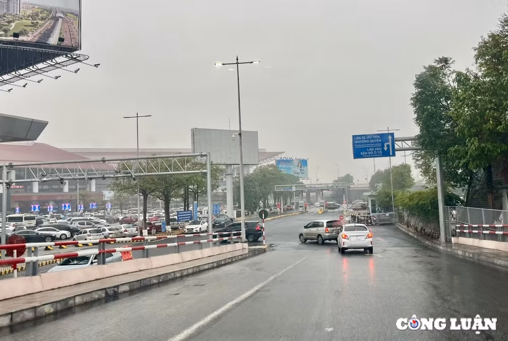 cang hang khong quoc te noi bai buoc vao cao diem tet nguyen dan 2025 hinh 2