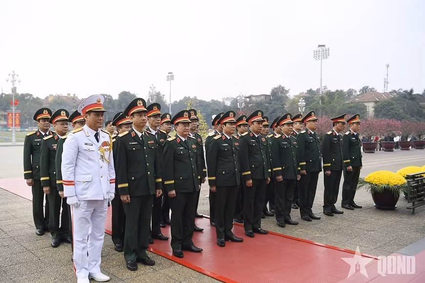 quan uy trung uong bo quoc phong vao lang vieng chu tich ho chi minh hinh 1