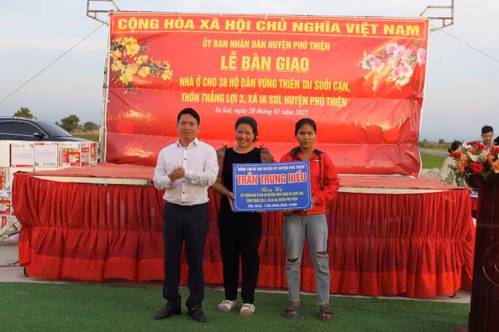 gia lai ngoi lang nhieu khong biet lap giua dai ngan va mua xuan dau tien hinh 5
