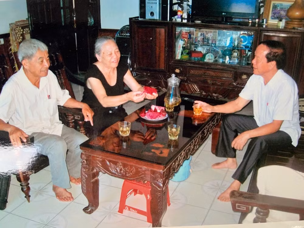gap lai o du kich nho hinh 3