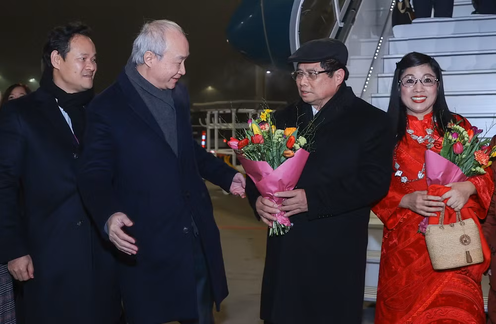 thu tuong pham minh chinh bat dau chuyen cong tac du hoi nghi wef davos 55 tai thuy si hinh 1