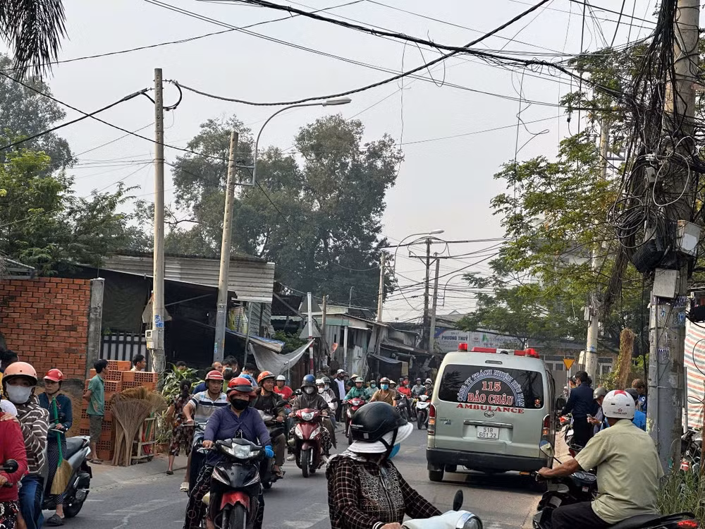 dieu tra vu nguoi dan ong tu vong trong tu the treo co tren cay co thu o tp hcm hinh 1