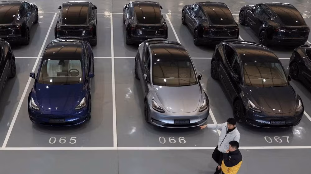 tesla kien eu vi ap thue quan doi voi xe dien tu trung quoc hinh 1