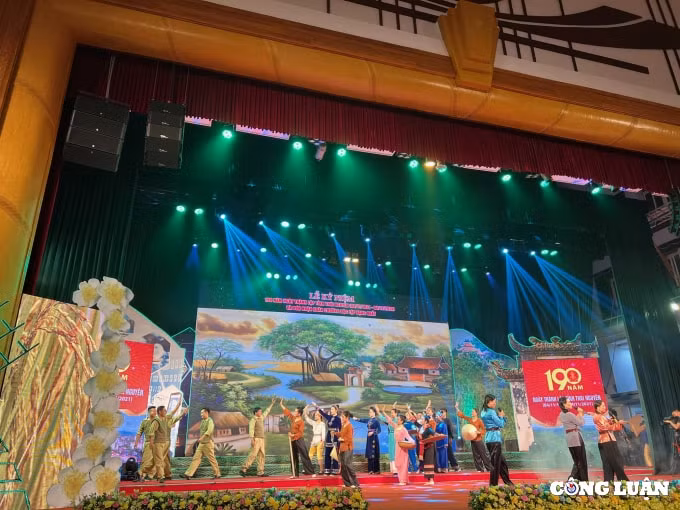 tinh thai nguyen ky niem 190 nam thanh lap va don nhan huan chuong doc lap hang nhat hinh 2